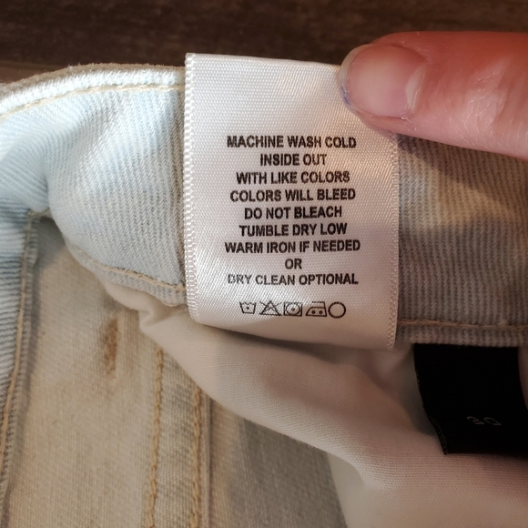 FLYING MONKEY WOMEN'S DISTRESSED HIGH-RISE JEANS SIZE 30 LIGHT WASH BLUE - Picture 9 of 16